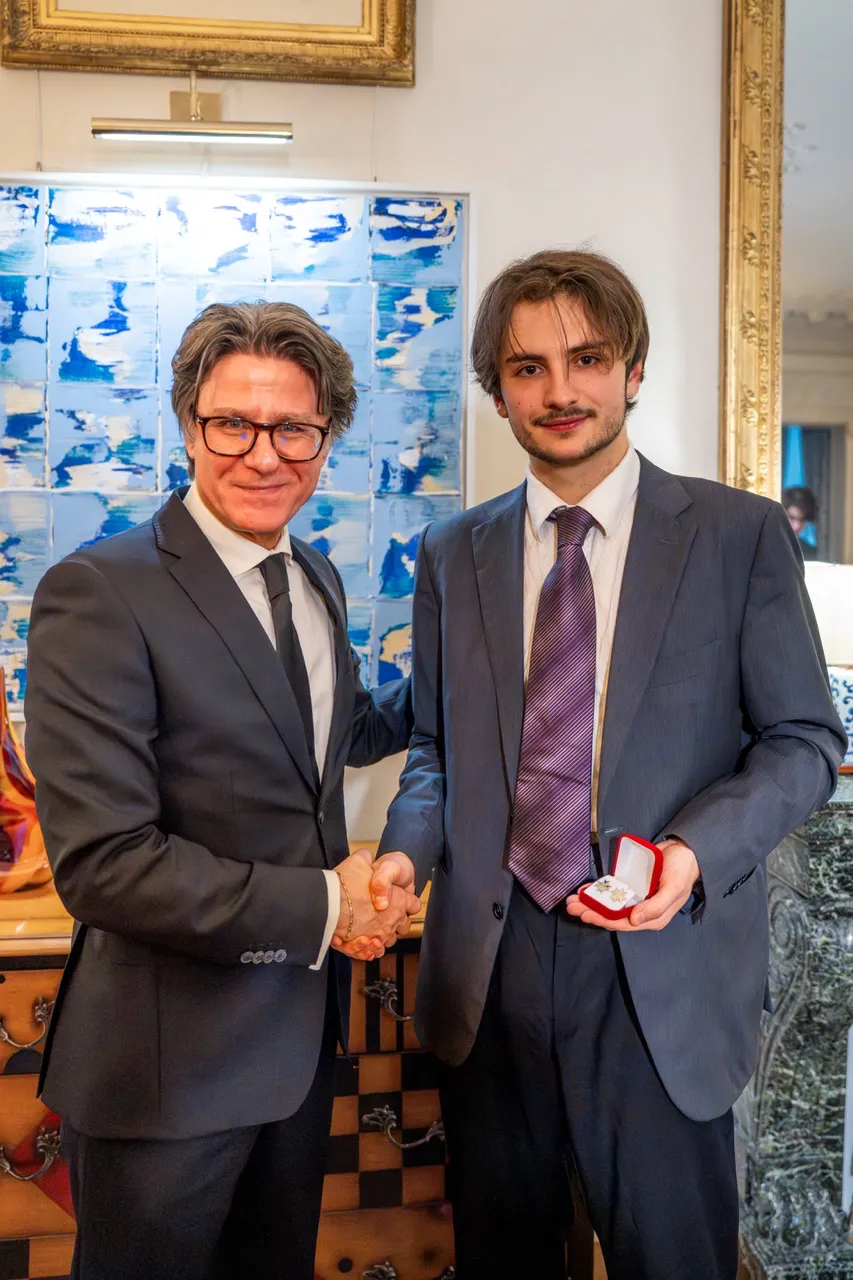 Portrait, institutional, corporate, Paris, ambassade, malte